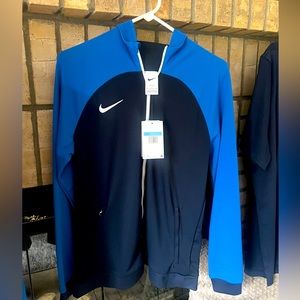 Nike full zip NWT